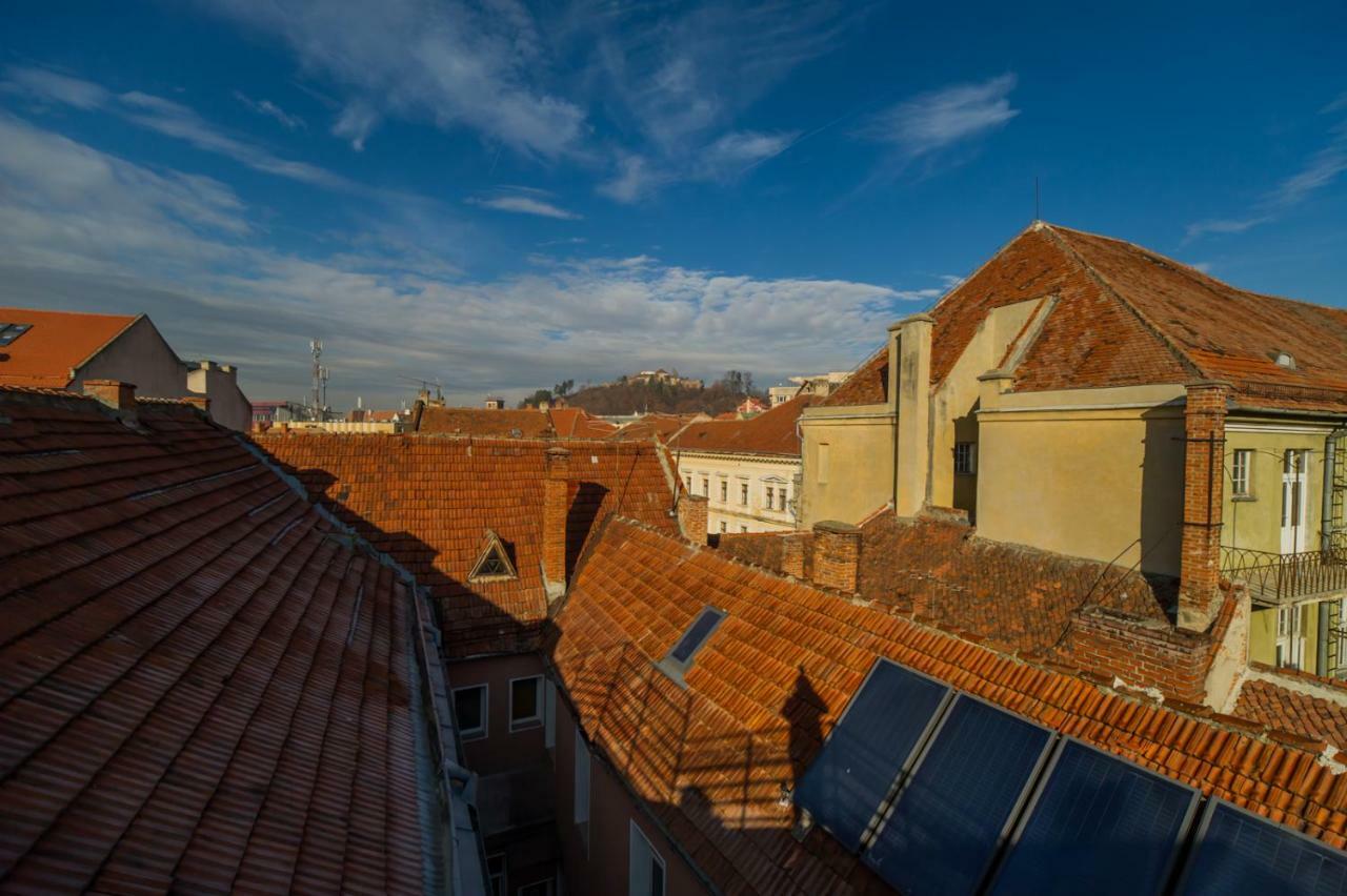Rooftop Central Apartment Brašov Exteriér fotografie