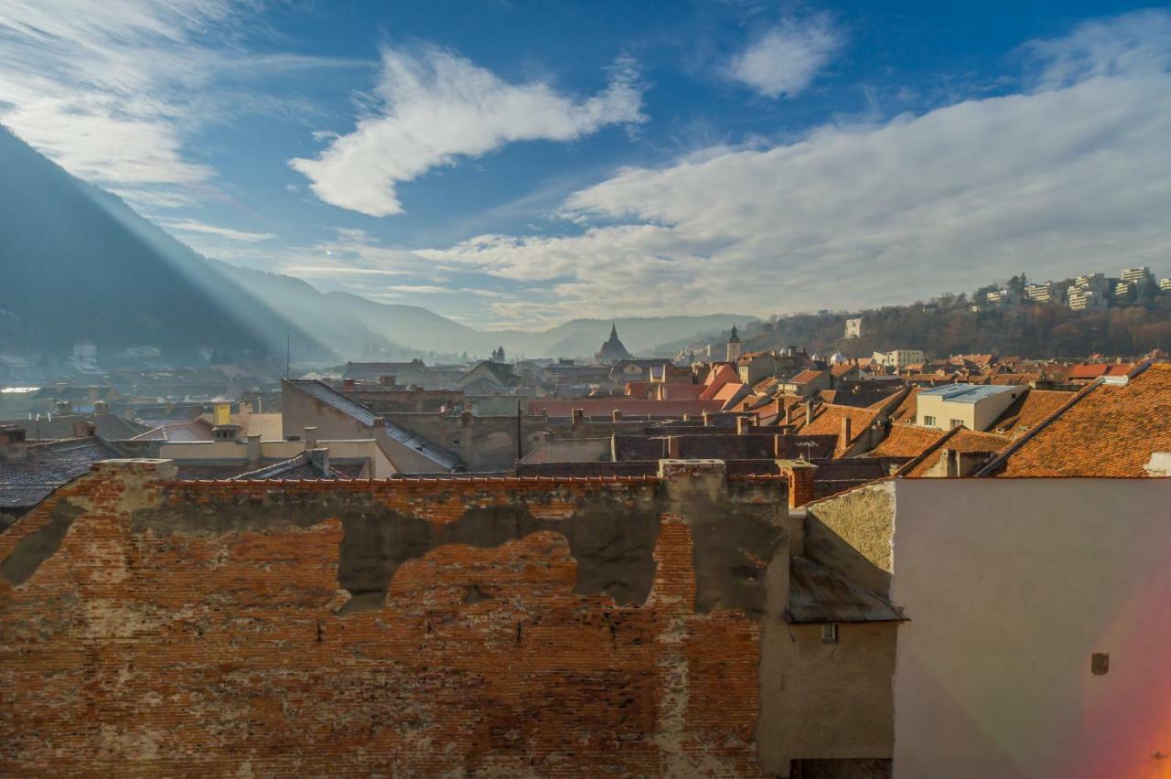Rooftop Central Apartment Brašov Exteriér fotografie